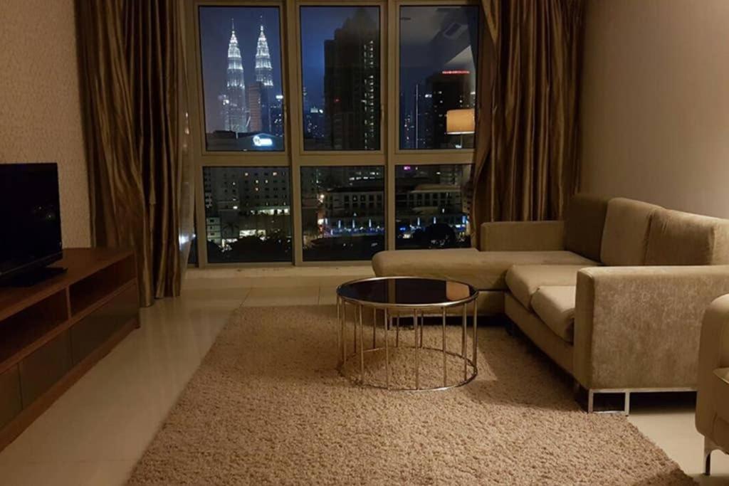 Klcc Regalia Suites Infinity Pool Kuala Lumpur Exteriör bild